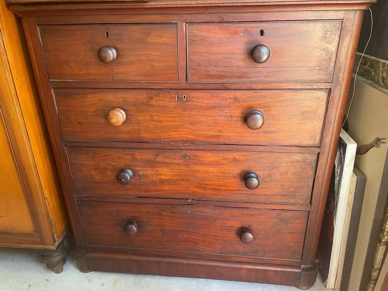 Victorian Mahogany Chest of Drawers circa 1900