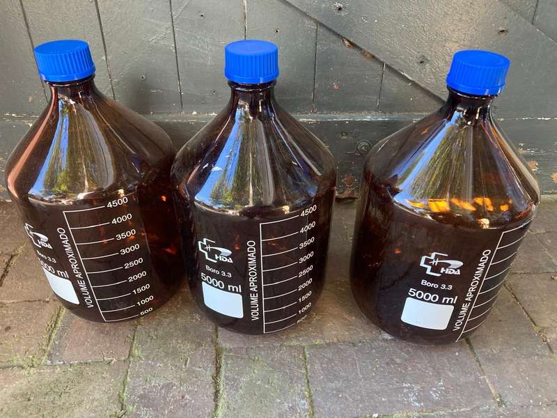 Glass Bottles : 3 x 5 L ( Bid per Bottle)