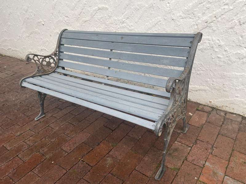 Victorian Cast Iron Gardenbench ( 127 x 72 x 56 cm )