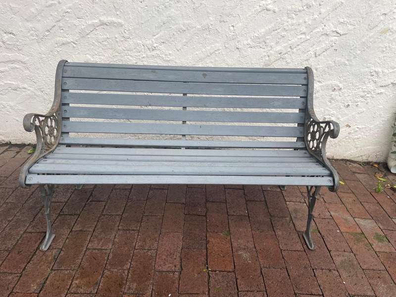 Victorian Cast Iron Gardenbench ( 127 x 72 x 56 cm )