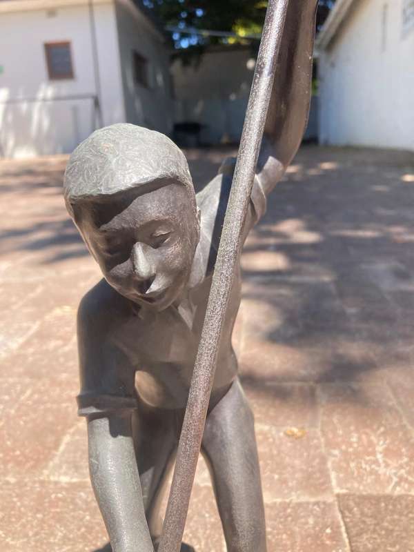 Bronze Sculpture of Flag Planting Man ( 35 cm )