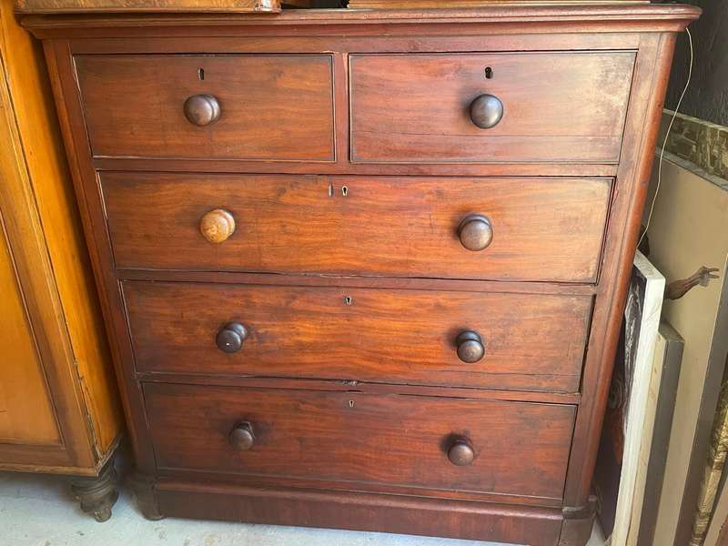 Victorian Mahogany Chest of Drawers circa 1900