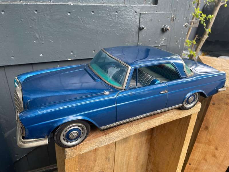 Rare Japanese Tinplate Mercedes Benz ( 50 cm )