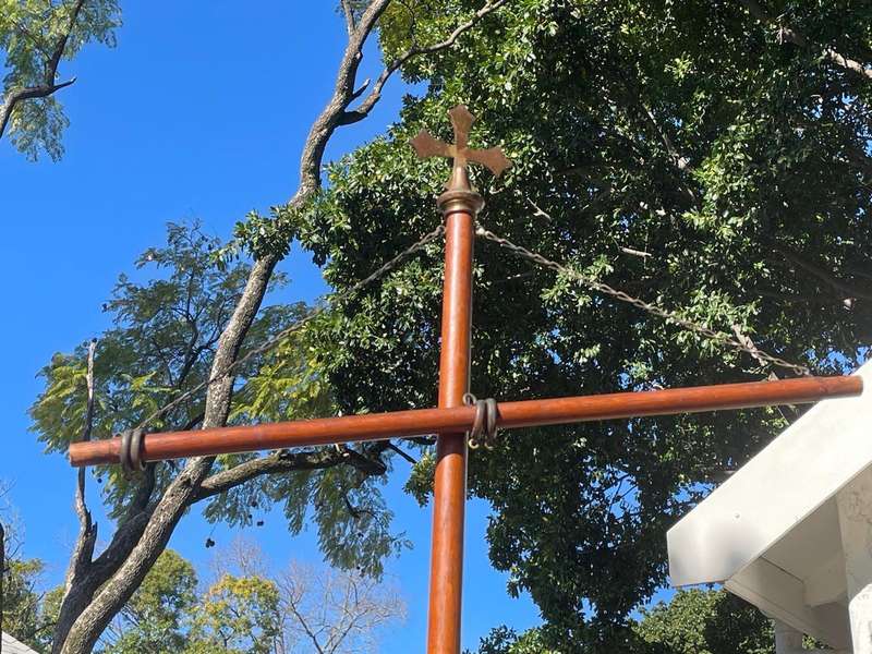 Large Church Crucifix Stand ( 230 x 68 cm )
