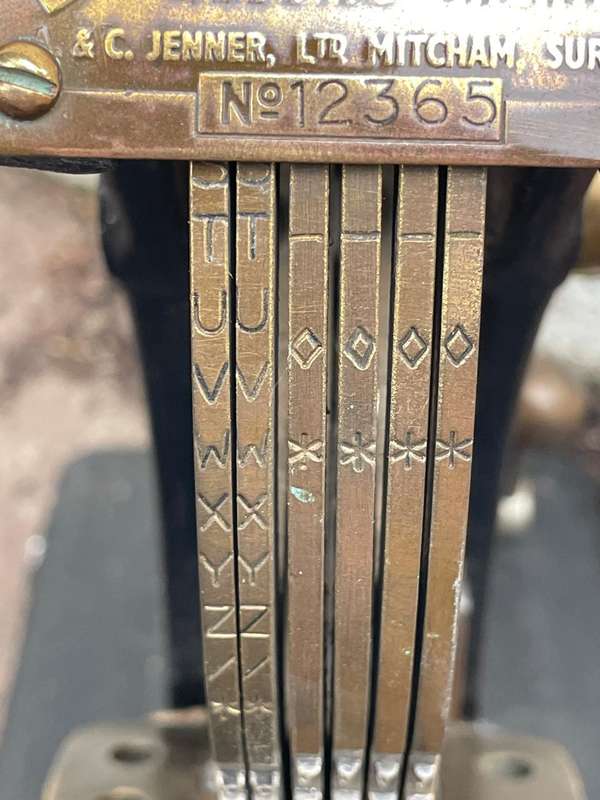 Cast Iron and Brass Laundry Markong Machine A&C Jenner( 34 x 31 x 17 cm ) circa 1922