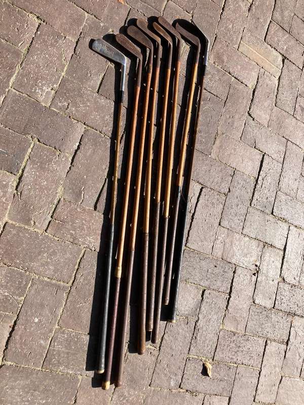 Set of Vintage Hickory Golfclubs