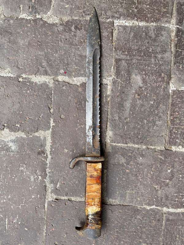 German WW1 Sawback Bayonet
