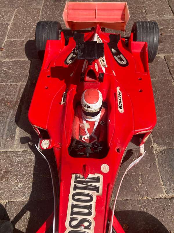 Large F1 Model Car  ( 75cm )