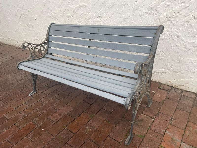Victorian Cast Iron Gardenbench ( 127 x 72 x 56 cm )