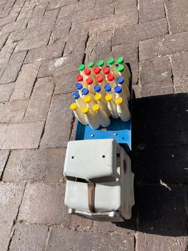 Triang Tinplate Milktruck ( 35 x 14 x 16 cm )