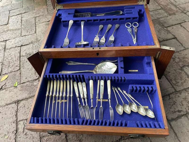 Oak Cutlery Box with some Cutlery ( 51 x 38 x 25 cm