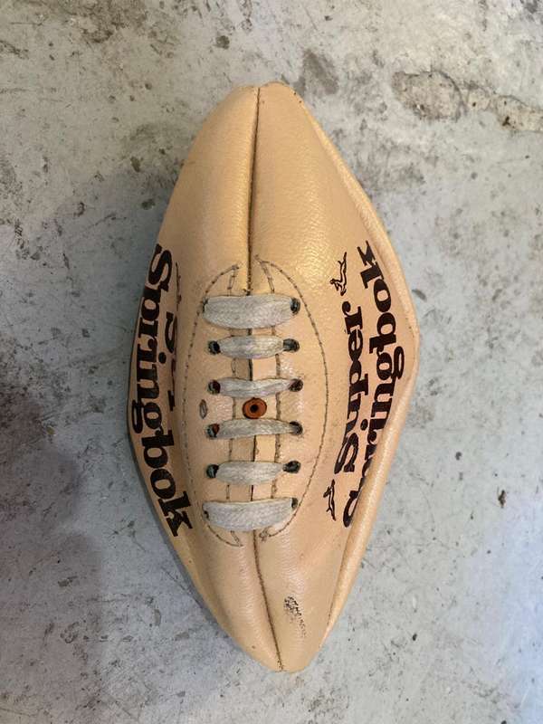 Rugby. Super Rugby Mini Leather Ball in mont condition