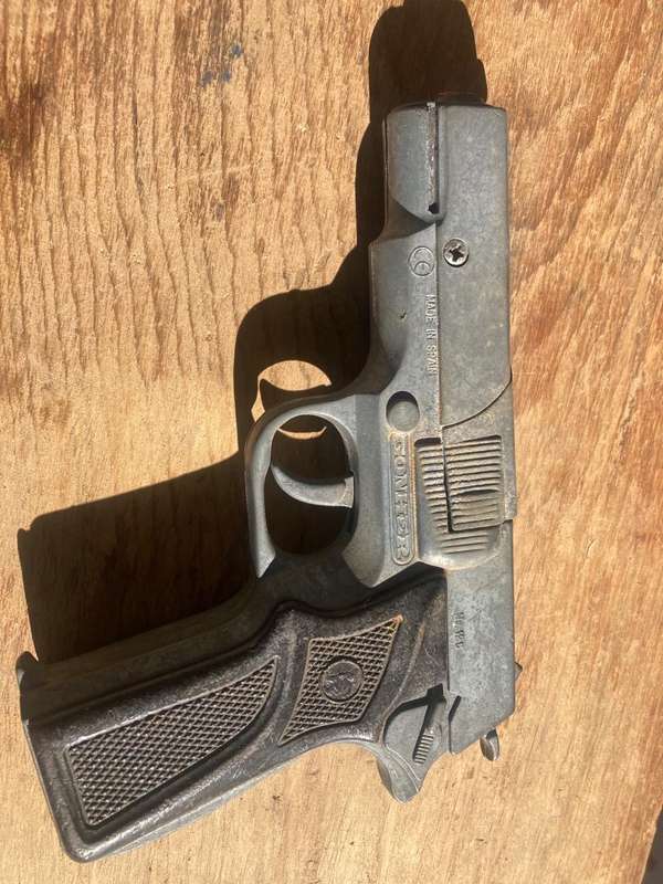 Vintage Clap gun
