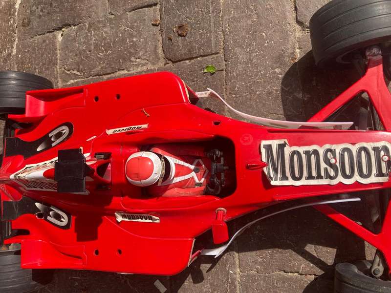 Large F1 Model Car  ( 75cm )