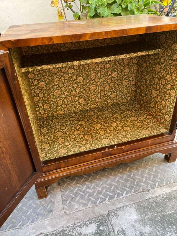 Beautiful Burr Walnut Campaign Style Chest ( 68 x 66 x 40 cm )