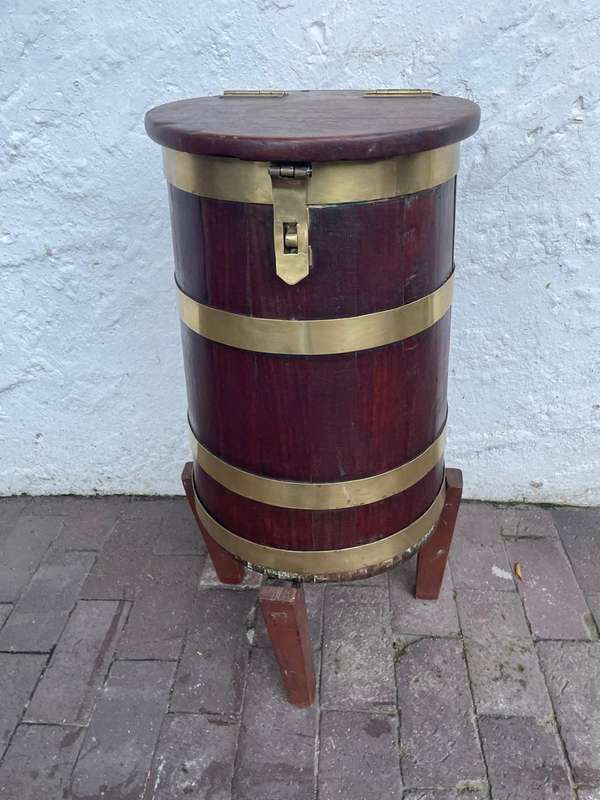 Cape Teak Waterbalie met Koperbeslag ( 85 x 35 x 35 cm )