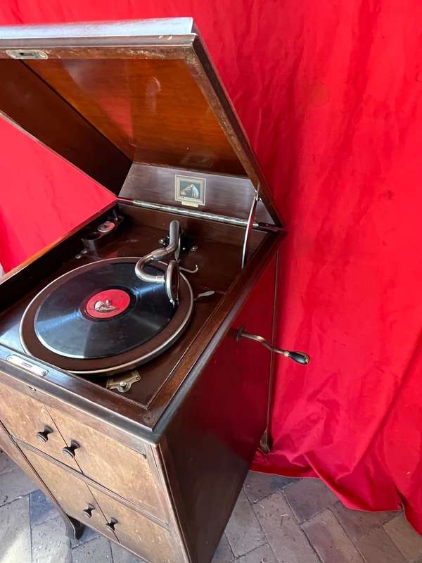 Oak Cased His Masters Voice Gramophone ( Working)