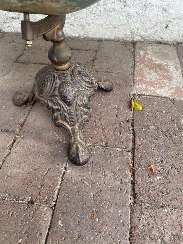 Rare Vintage Globe on Cast Iron Feet ( 50 cm )