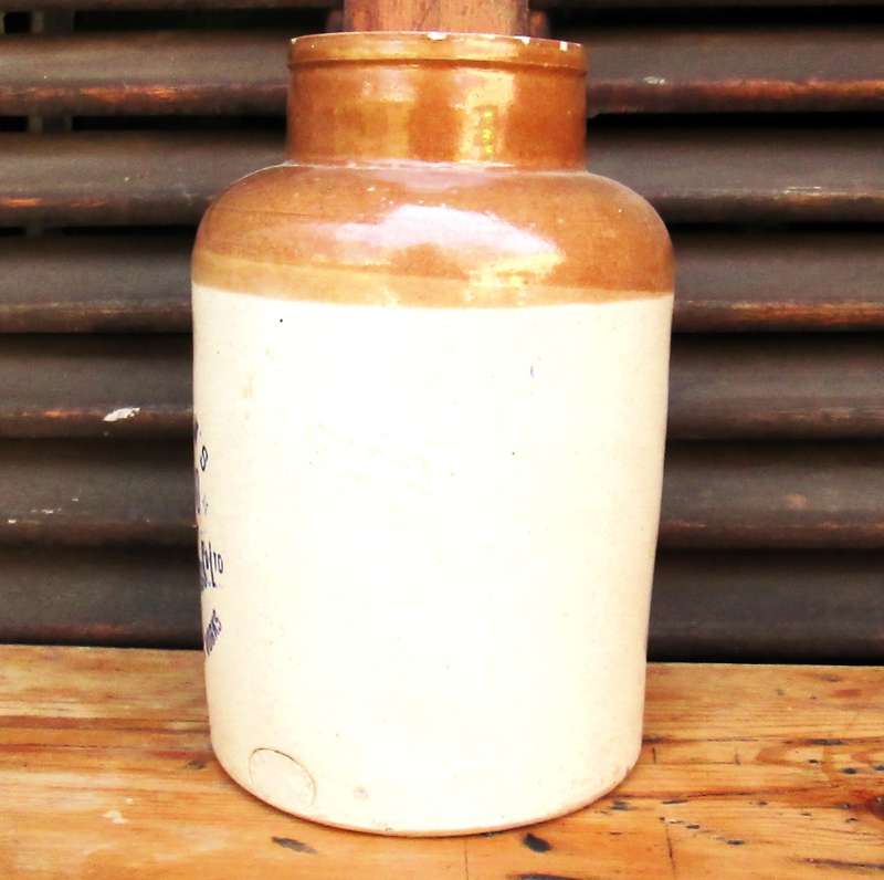 FERGUSSON'S ARSENATE OF LEAD POISON JAR