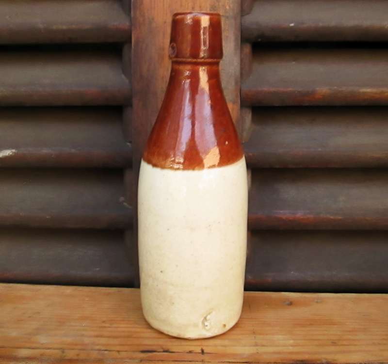 MARSHALL BROS CAPE TOWN GINGER BEER BOTTLE