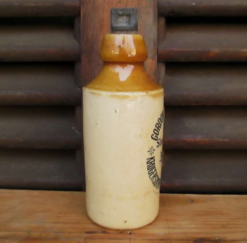 GORDON COOMBE & CO. KRUGERSDORP & RANDFONTEIN GINGER BEER BOTTLE