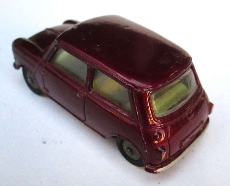 CORGI MORRIS MINI MINOR