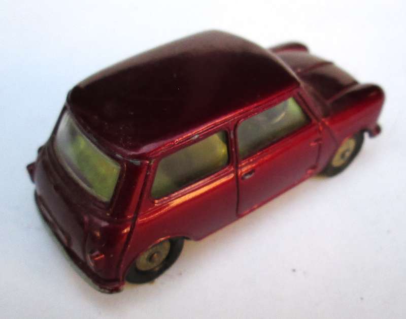 CORGI MORRIS MINI MINOR