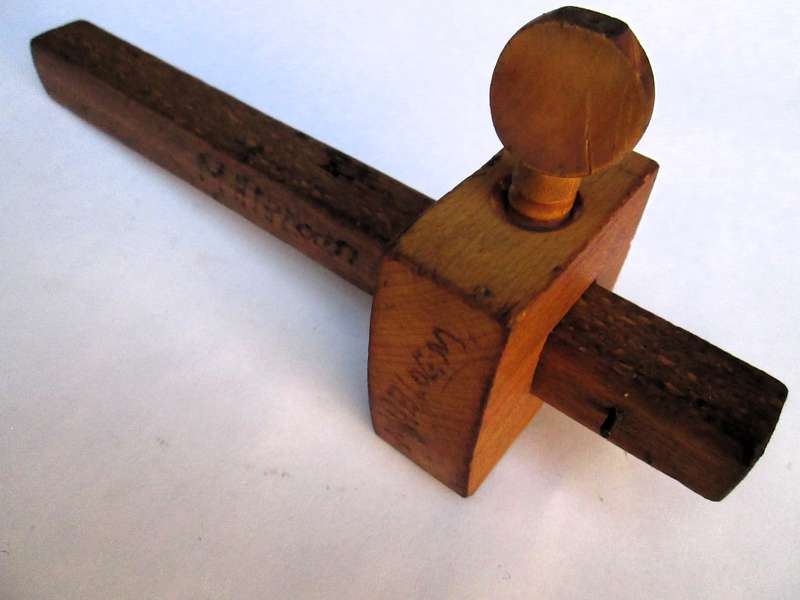 MARKING GAUGE