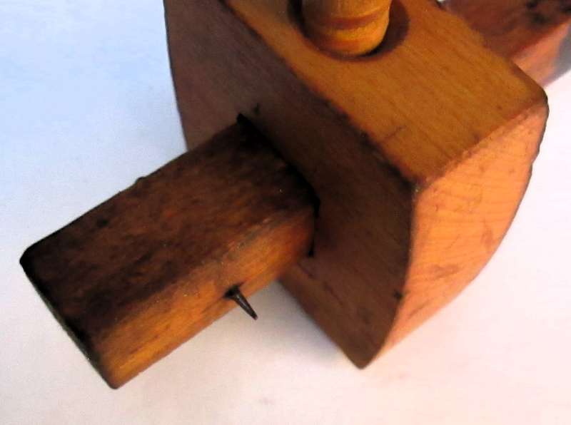 MARKING GAUGE