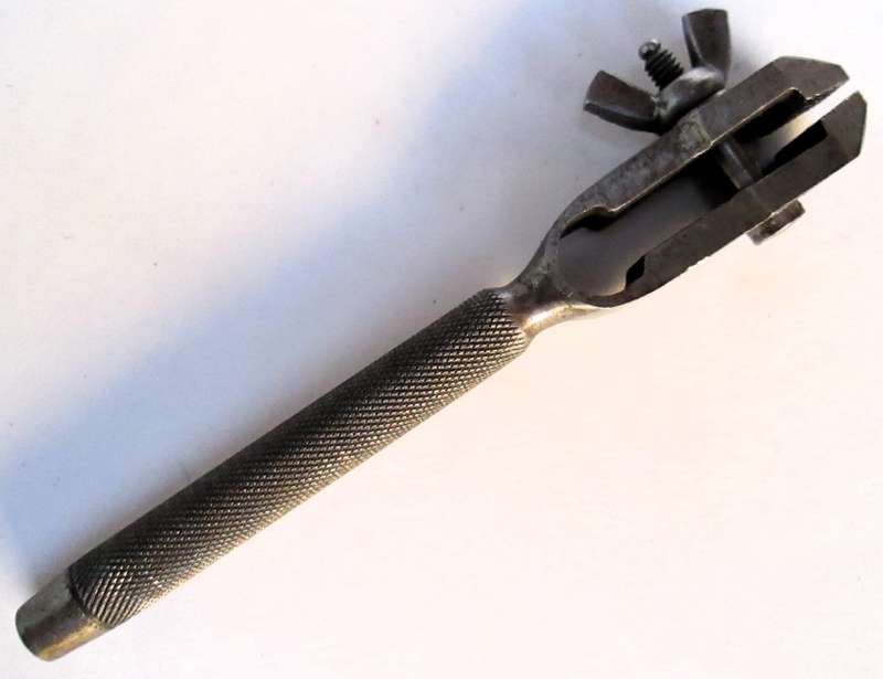 HAND VICE