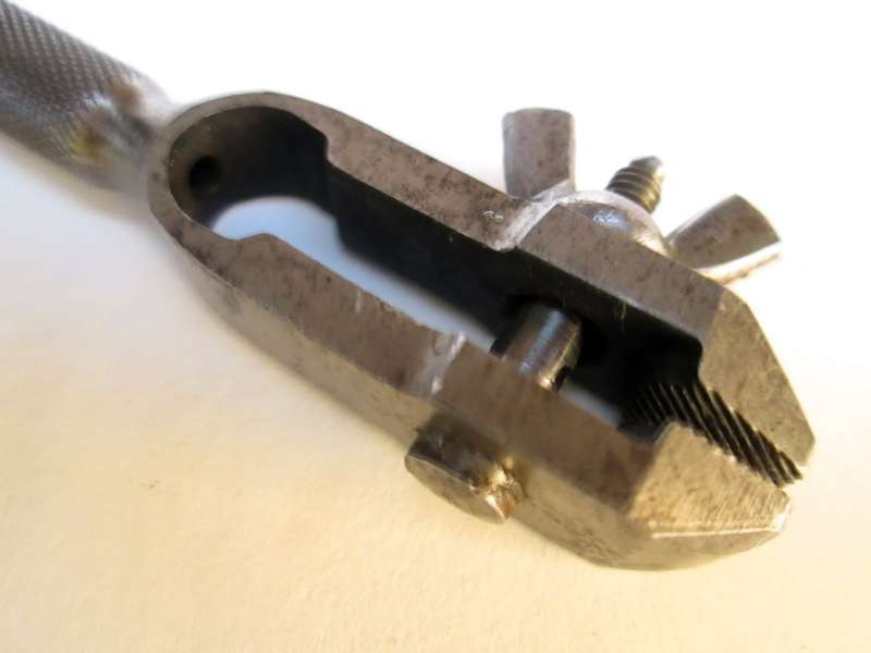 HAND VICE