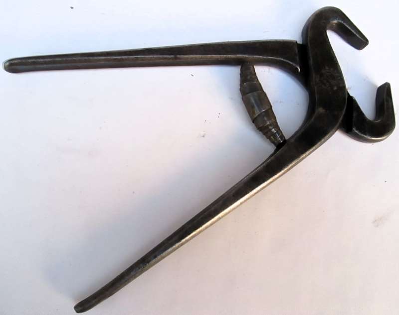 SWEDISH EABERG TILE NAIL PLIERS