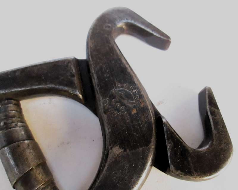 SWEDISH EABERG TILE NAIL PLIERS