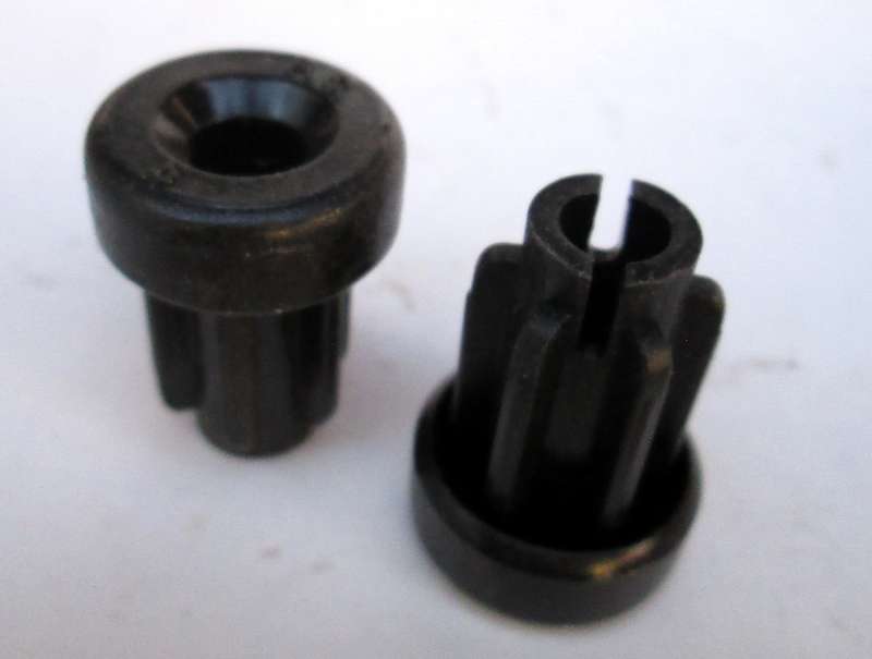 VINTAGE CASTORS