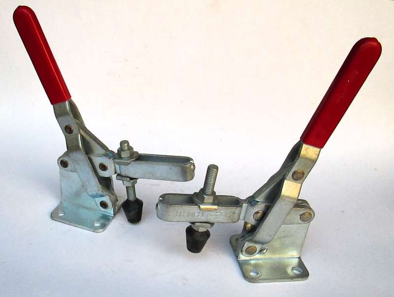 WOOD WORKING VERTICAL TOGGLE CLAMPS