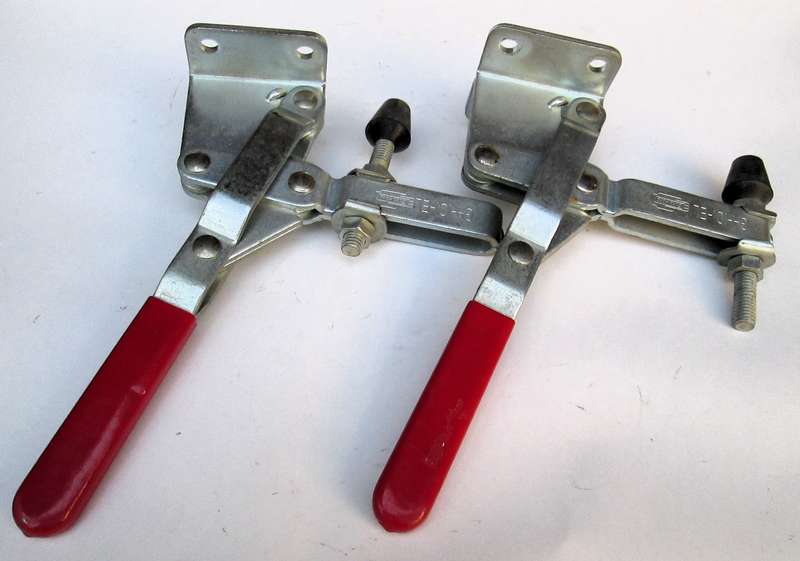 WOOD WORKING VERTICAL TOGGLE CLAMPS