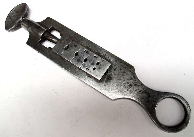 TREAD CUTTER
