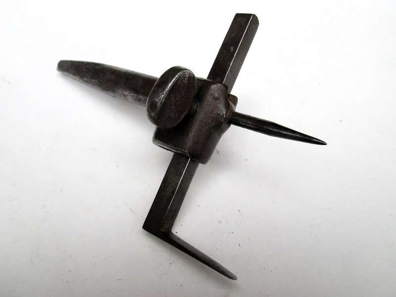 RADIUS CUTTER