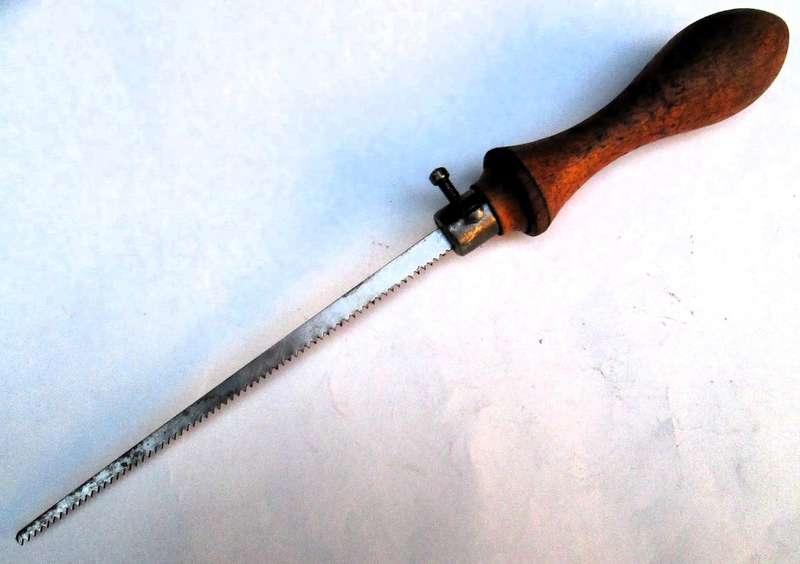 KEYHOLE SAW