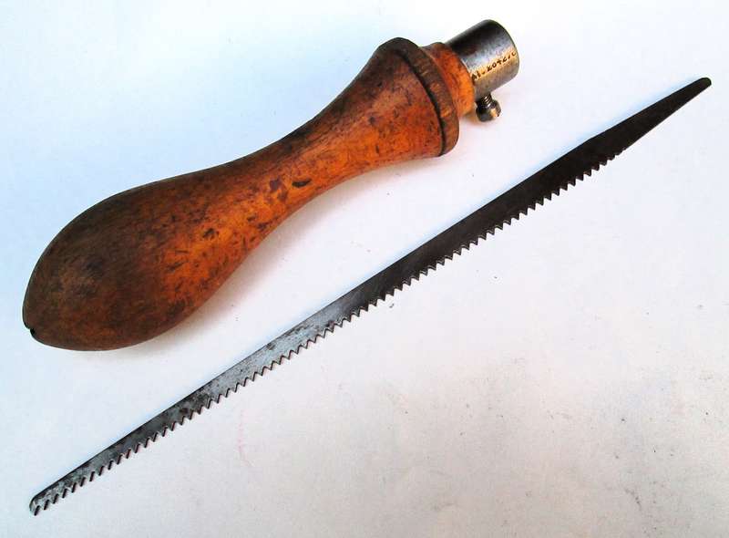 KEYHOLE SAW