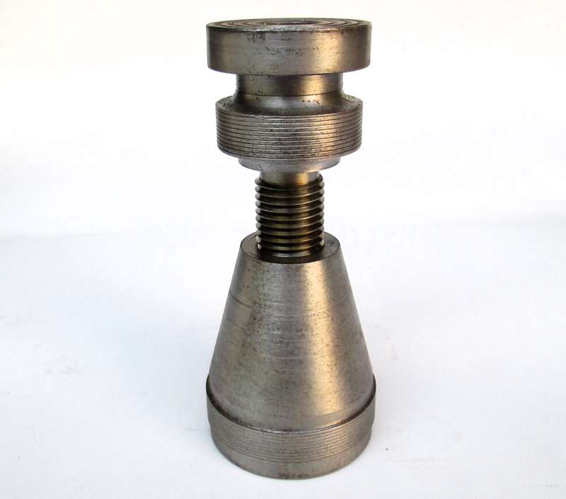 AJUSTABLE STAND/JACK WITH ROTATING TOP