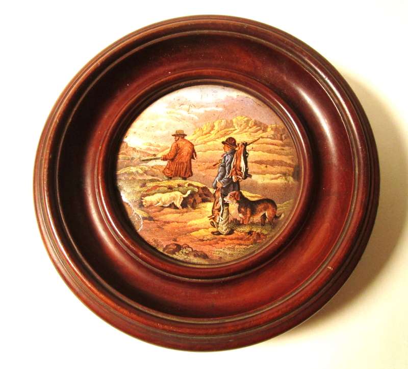 HUNTING WITH DOGS PRATTWARE LID