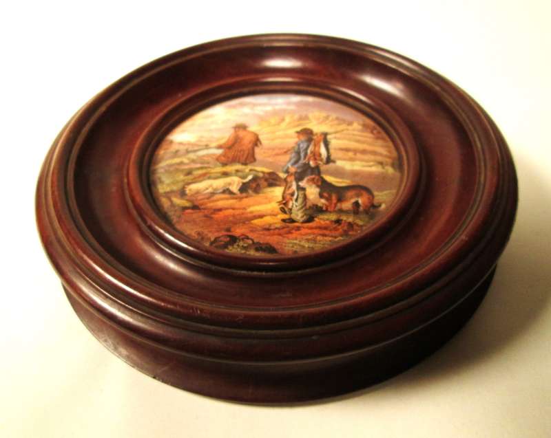 HUNTING WITH DOGS PRATTWARE LID