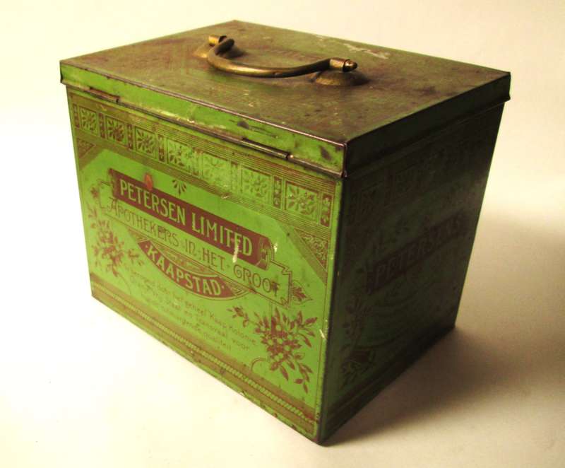 PETERSEN'S LIMITED APOTHERS KAAPSTAD TIN