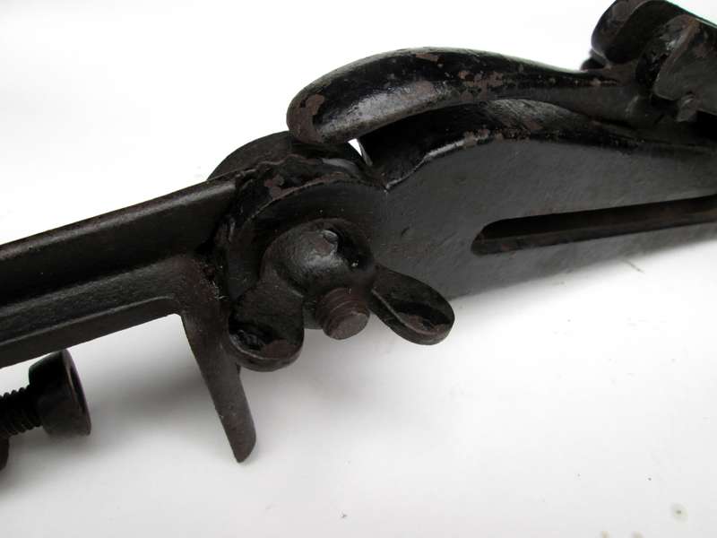 DISTTON No.2 SAW VICE