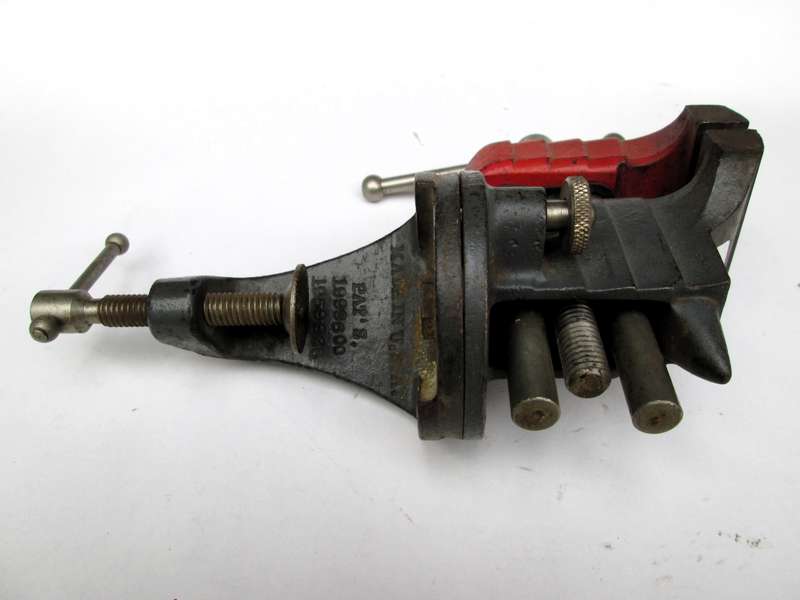 STANLEY HANDYMAN BENCH VICE