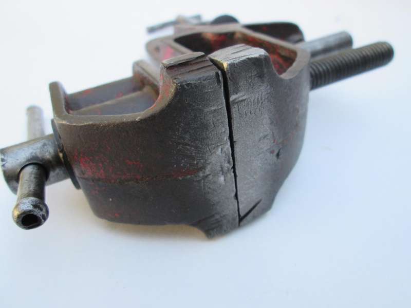 SMALL BENCH VICE