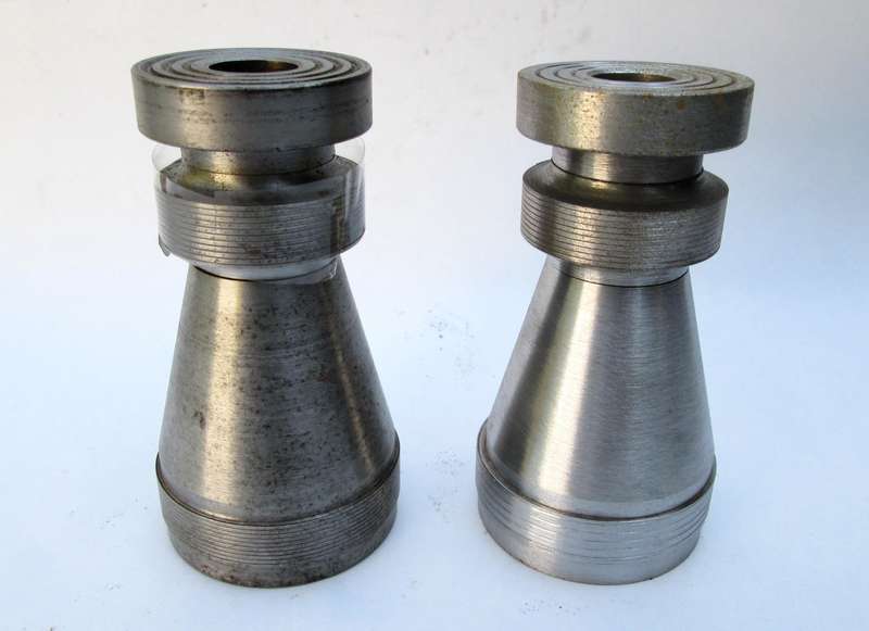 SET OF x2 AJUSTABLE STAND/JACK WITH ROTATING TOP