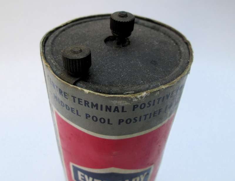VINTAGE EVEREADY BATTERY