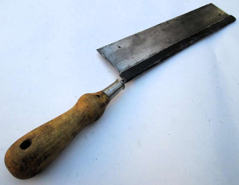 VINTAGE DOVETAIL SAW